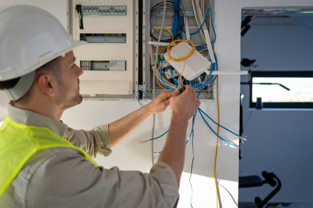 Best Affordable Emergency Electrician  in Horseshoe Bend, AR